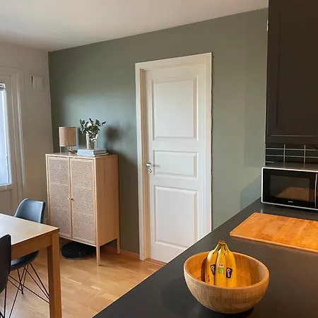 Spacious Near The City Center Apartman